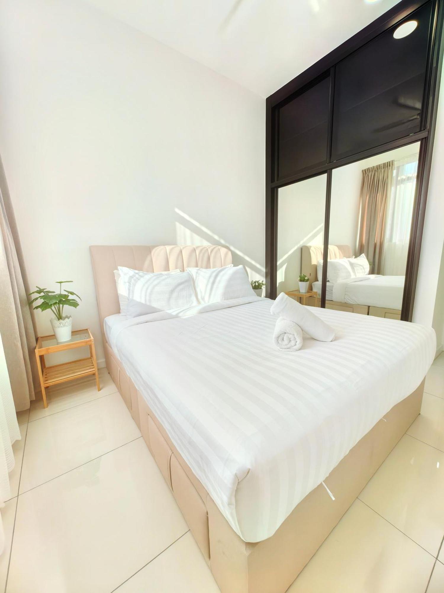 Chambers Residence Klcc Service Suites Kuala Lumpur Luaran gambar