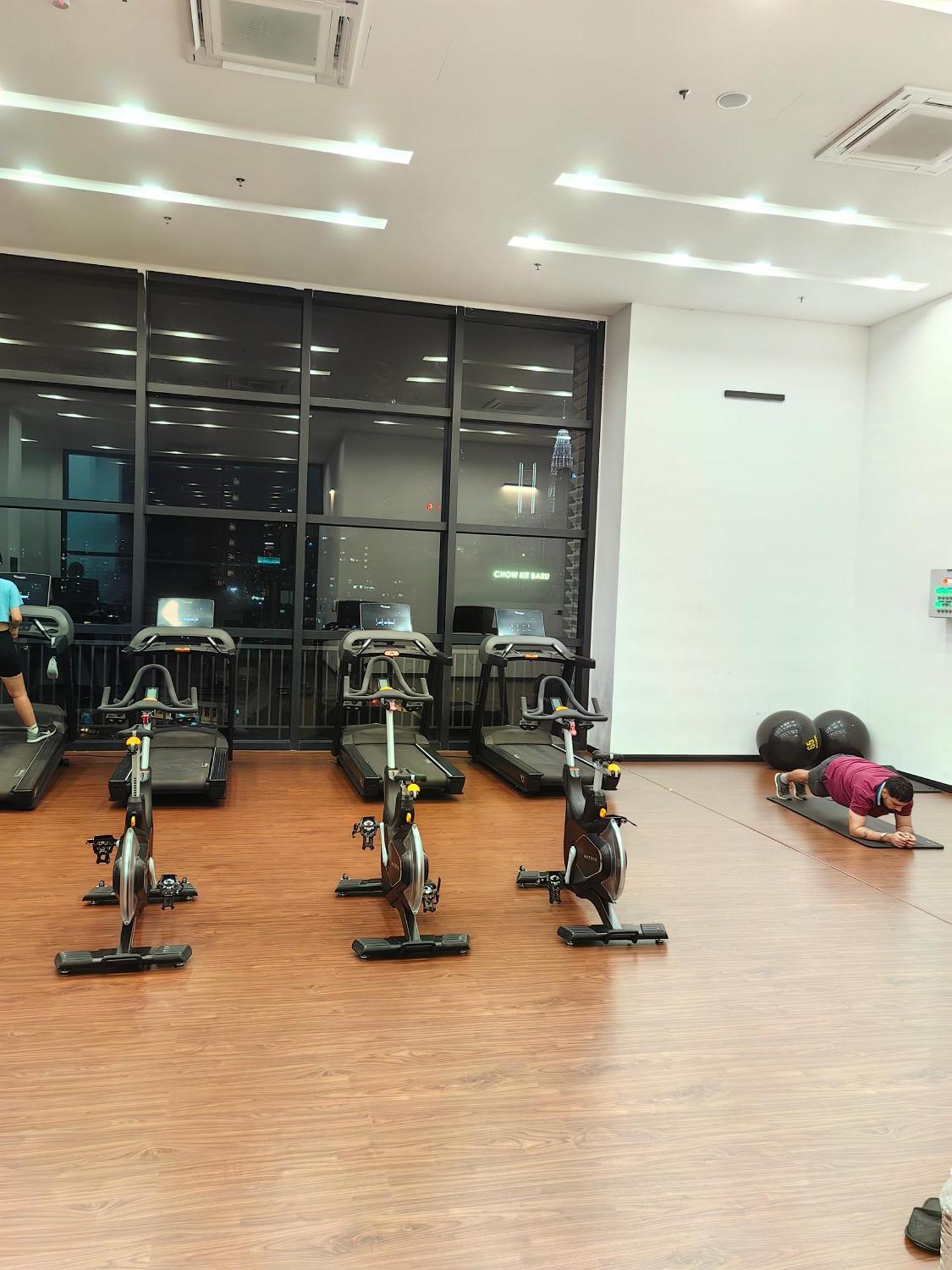 Chambers Residence Klcc Service Suites Kuala Lumpur Luaran gambar