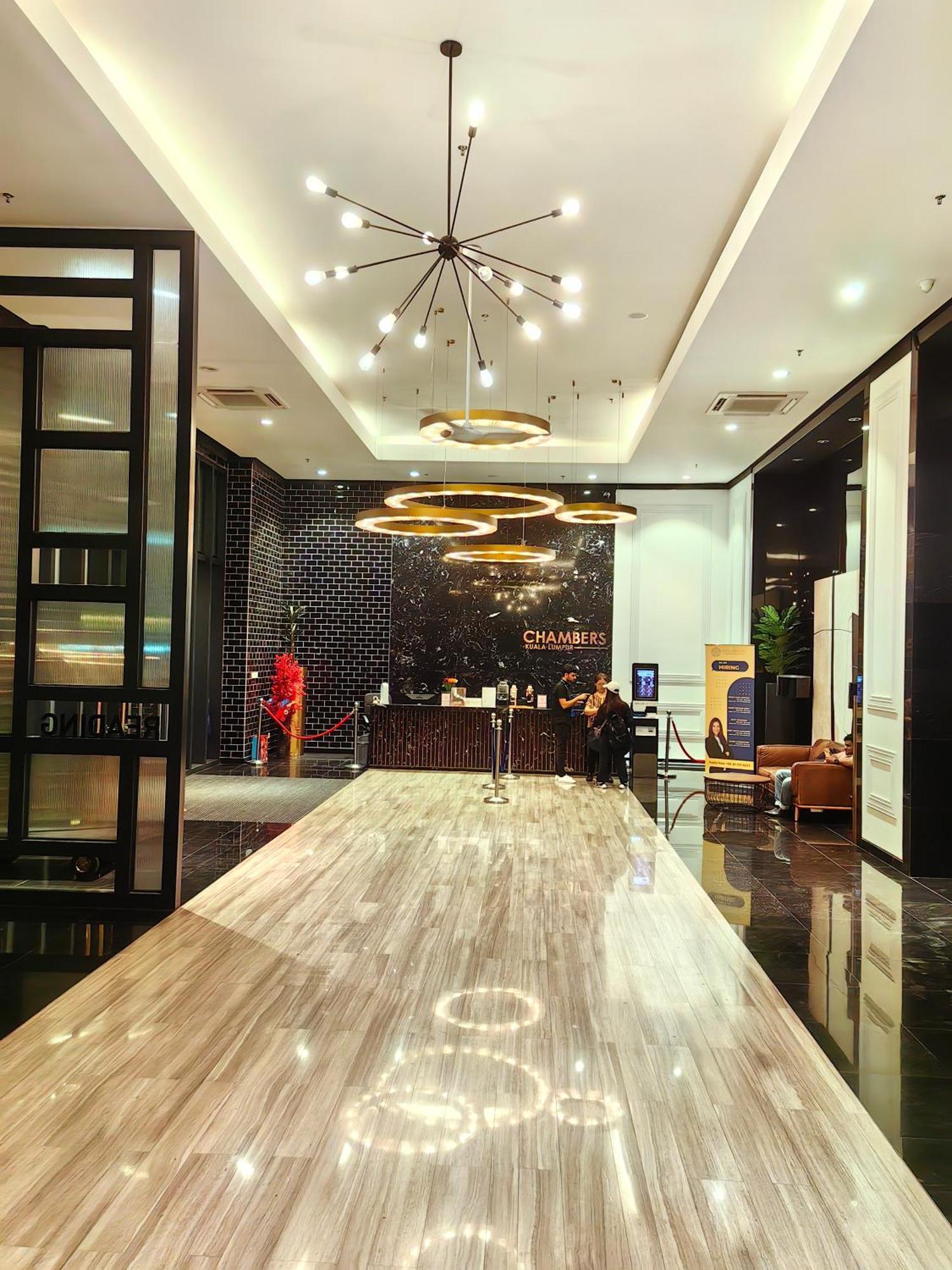 Chambers Residence Klcc Service Suites Kuala Lumpur Luaran gambar